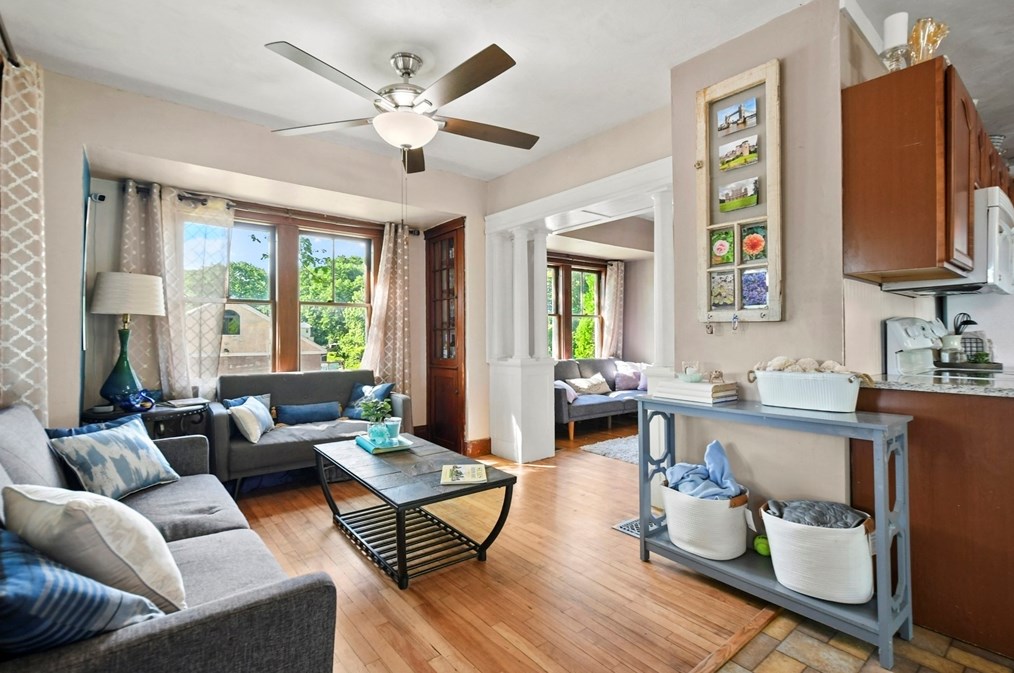 56 Mountain St, Worcester MA 01606-1402 exterior