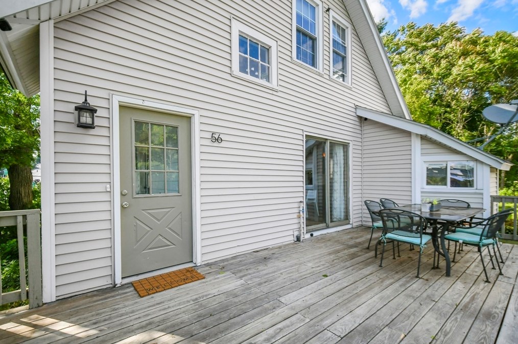 56 Mountain St, Worcester MA 01606-1402 exterior