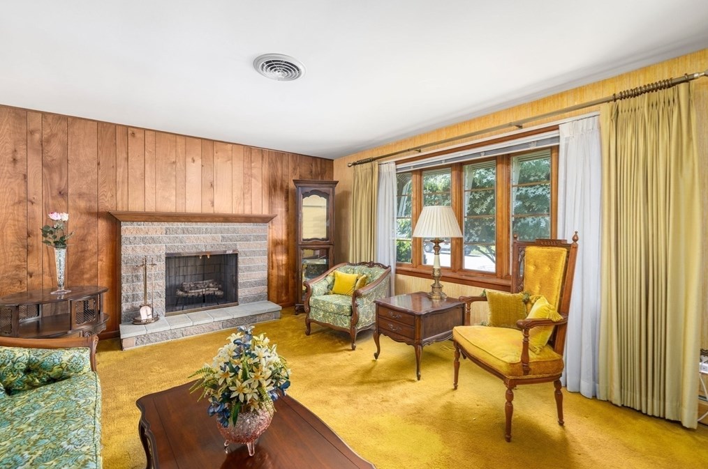 112 Jean Dr, Seekonk MA 02771-3308 exterior