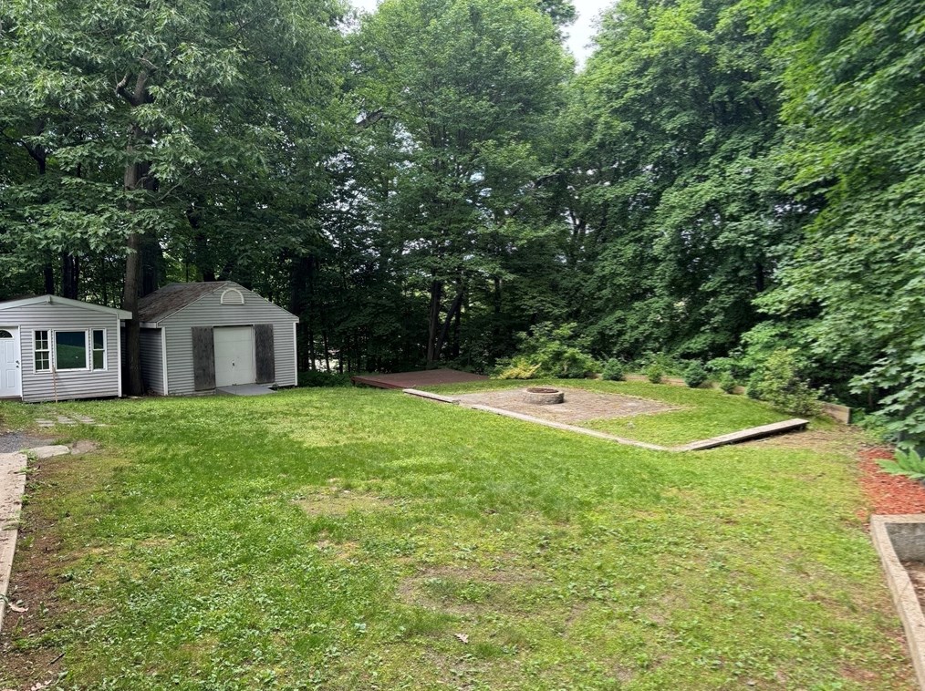 1 Jeffrey St, Methuen MA 01844-4918 exterior