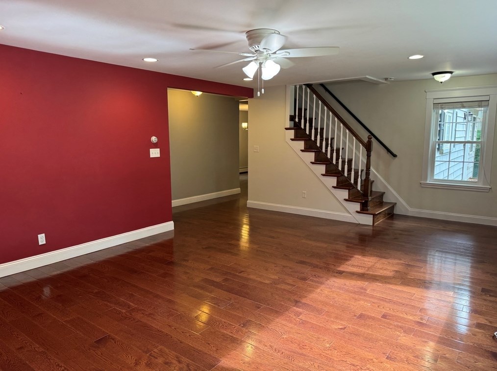 1 Jeffrey St, Methuen MA 01844-4918 exterior