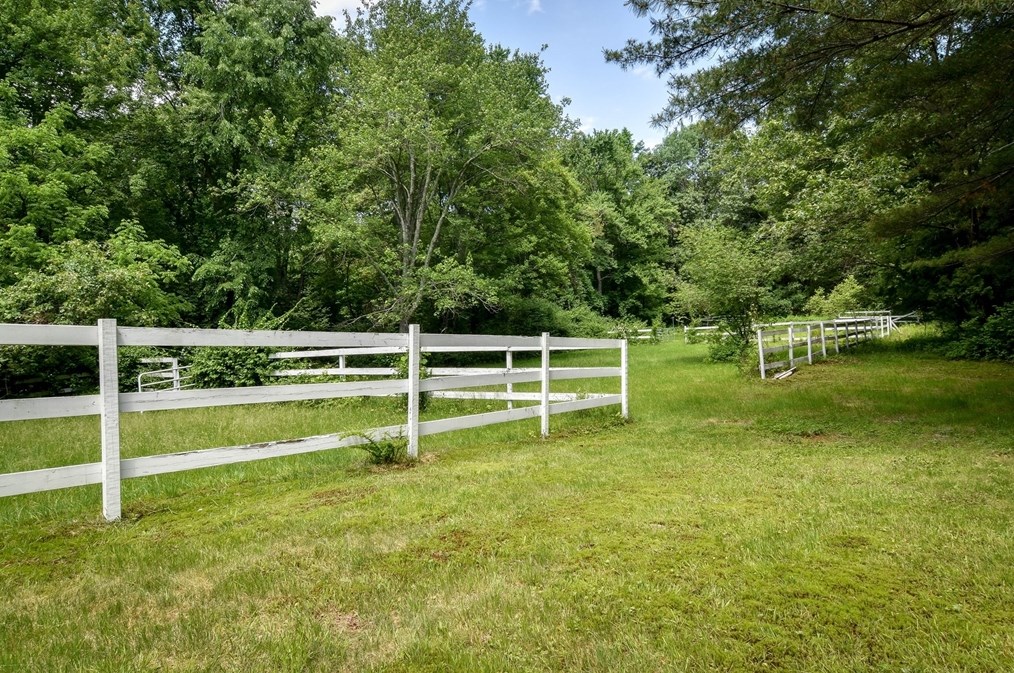 147 Adams St, Holliston MA 01746-1469 exterior