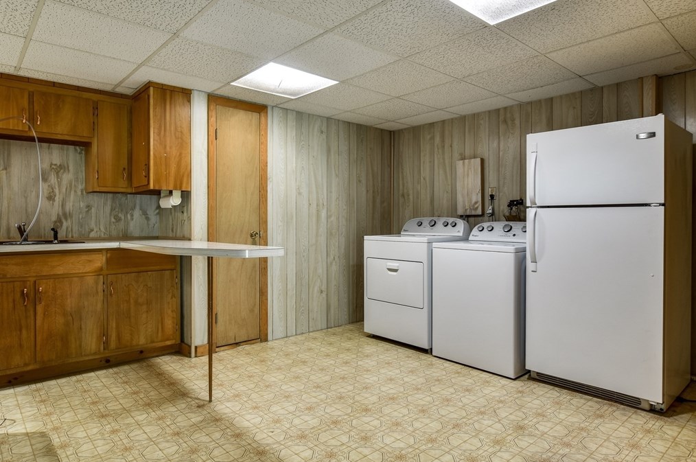 147 Adams St, Holliston MA 01746-1469 exterior