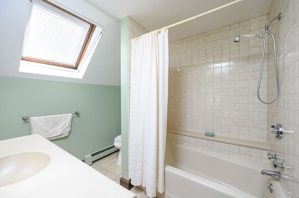 97 Damons Pt Rd, Marshfield MA 02050-6015 exterior