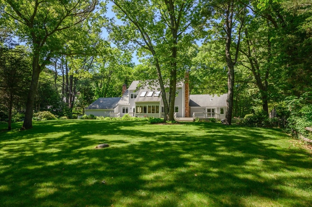 97 Damons Pt Rd, Marshfield MA 02050-6015 exterior