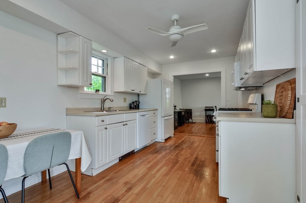 15 Woodside St, Salem MA 01970-1635 exterior