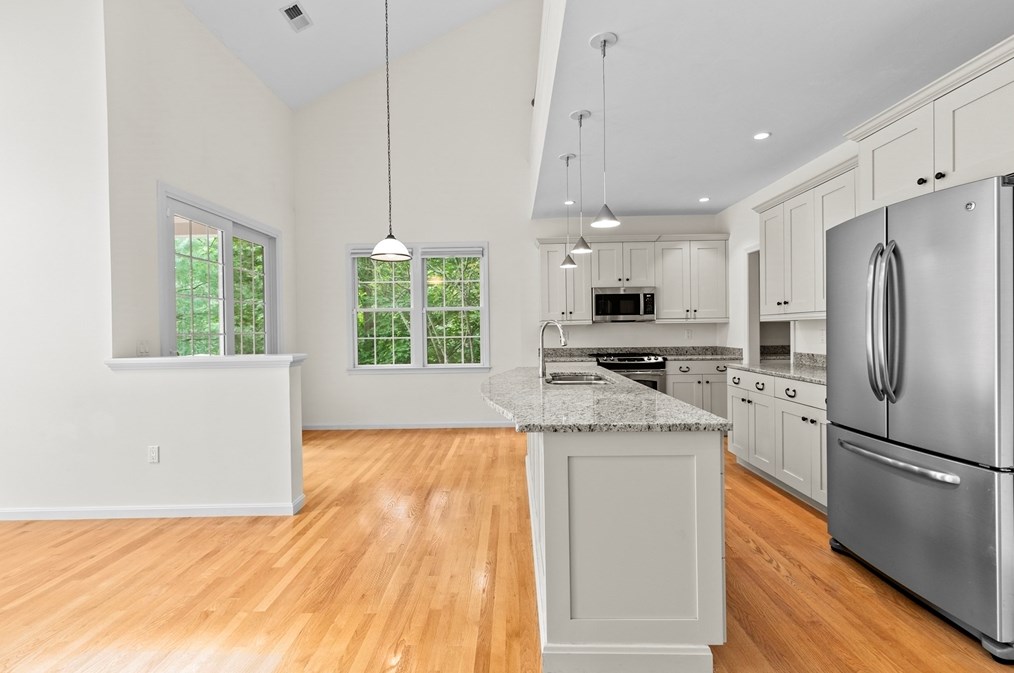 26 Brg Gate, Plymouth MA  02360-6377 exterior