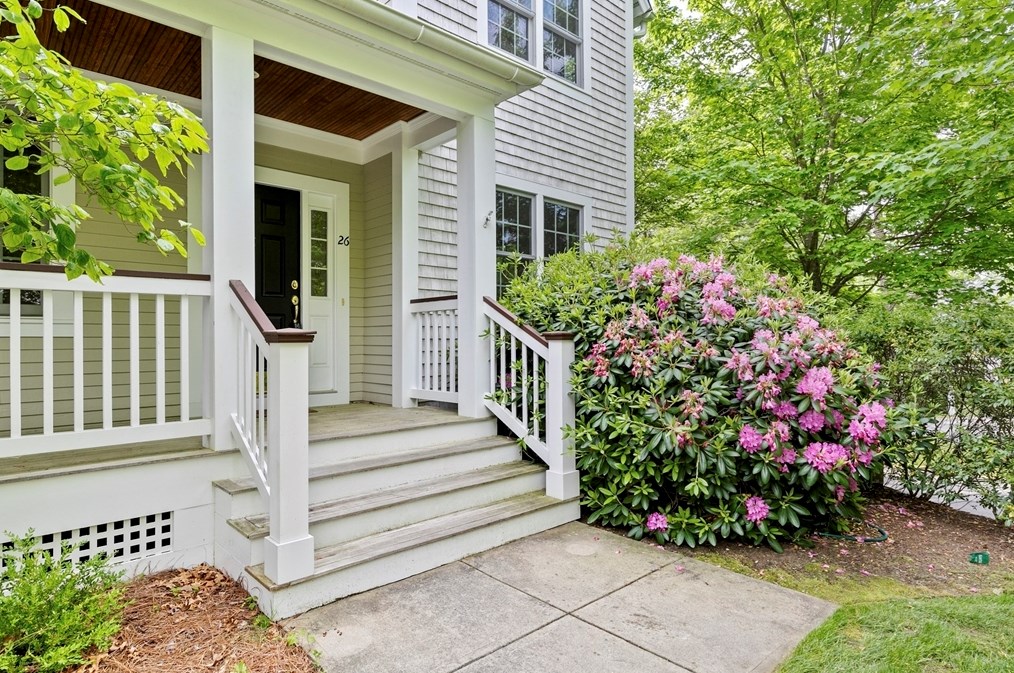 26 Brg Gate, Plymouth MA  02360-6377 exterior