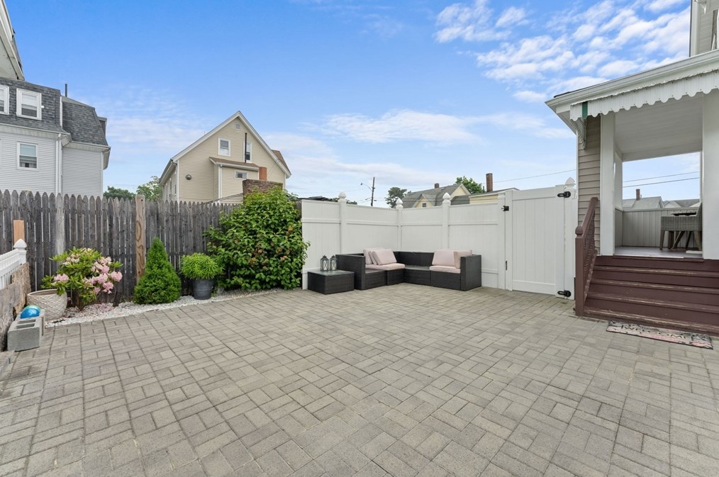 5 Powers Ave, Taunton MA exterior