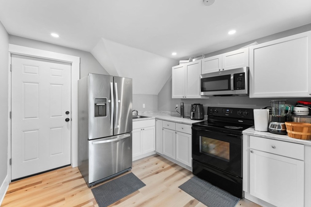 5 Powers Ave, Taunton MA exterior