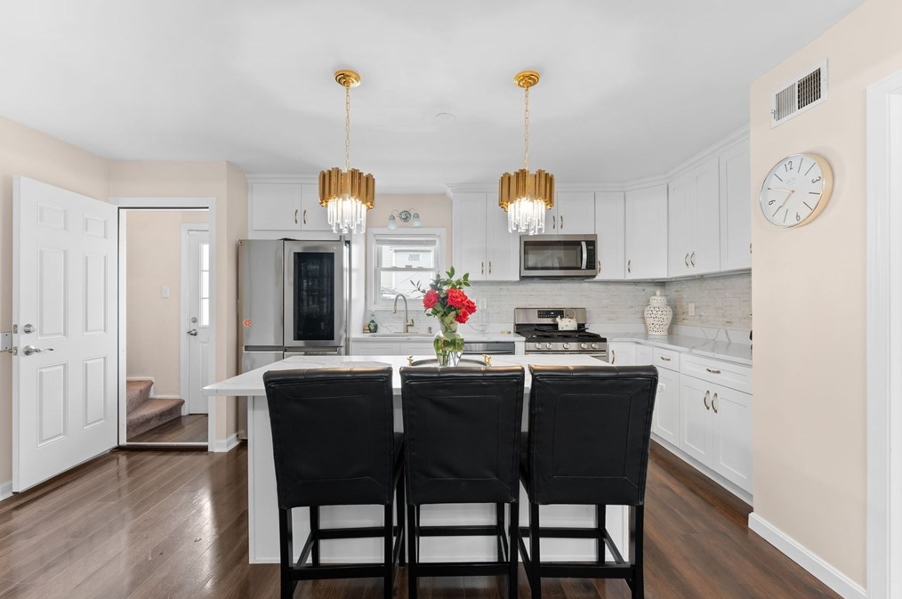 5 Powers Ave, Taunton MA exterior