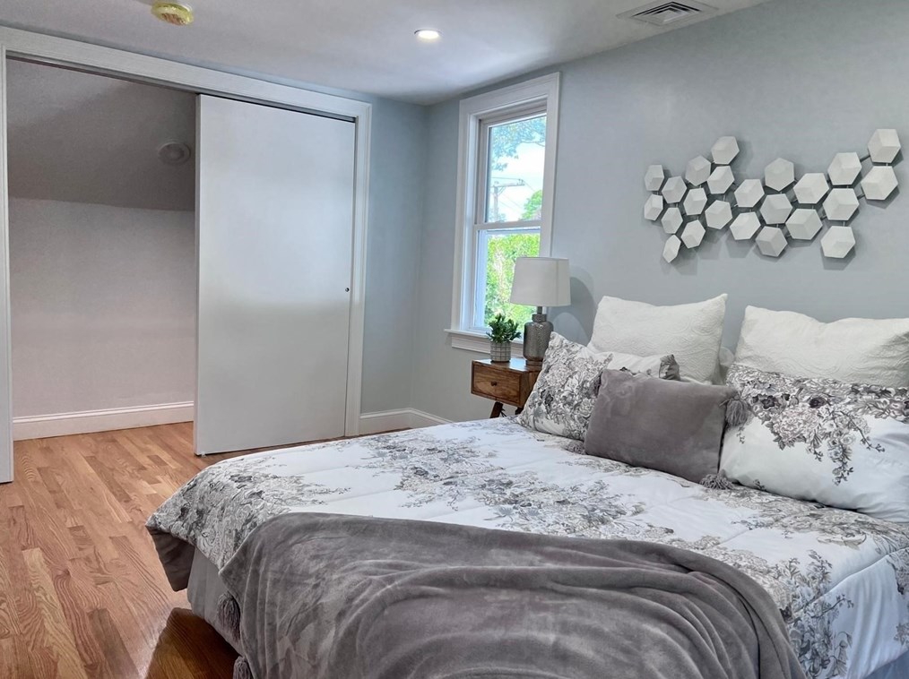 114 Forest St, Hamilton MA  01982-2530 exterior