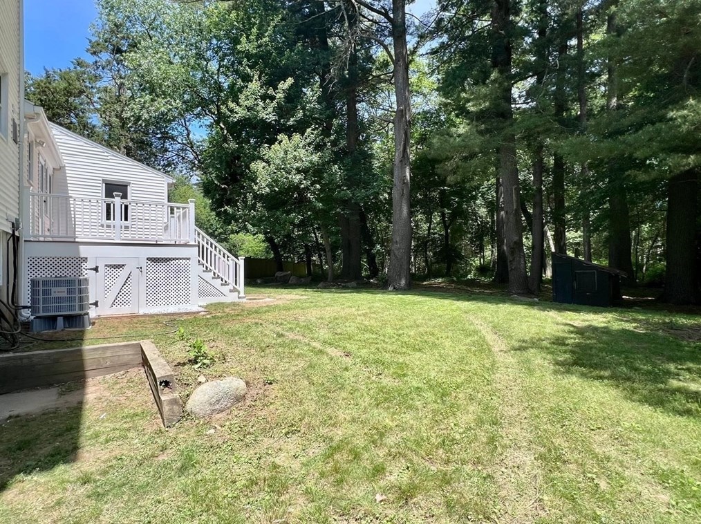 114 Forest St, Hamilton MA  01982-2530 exterior