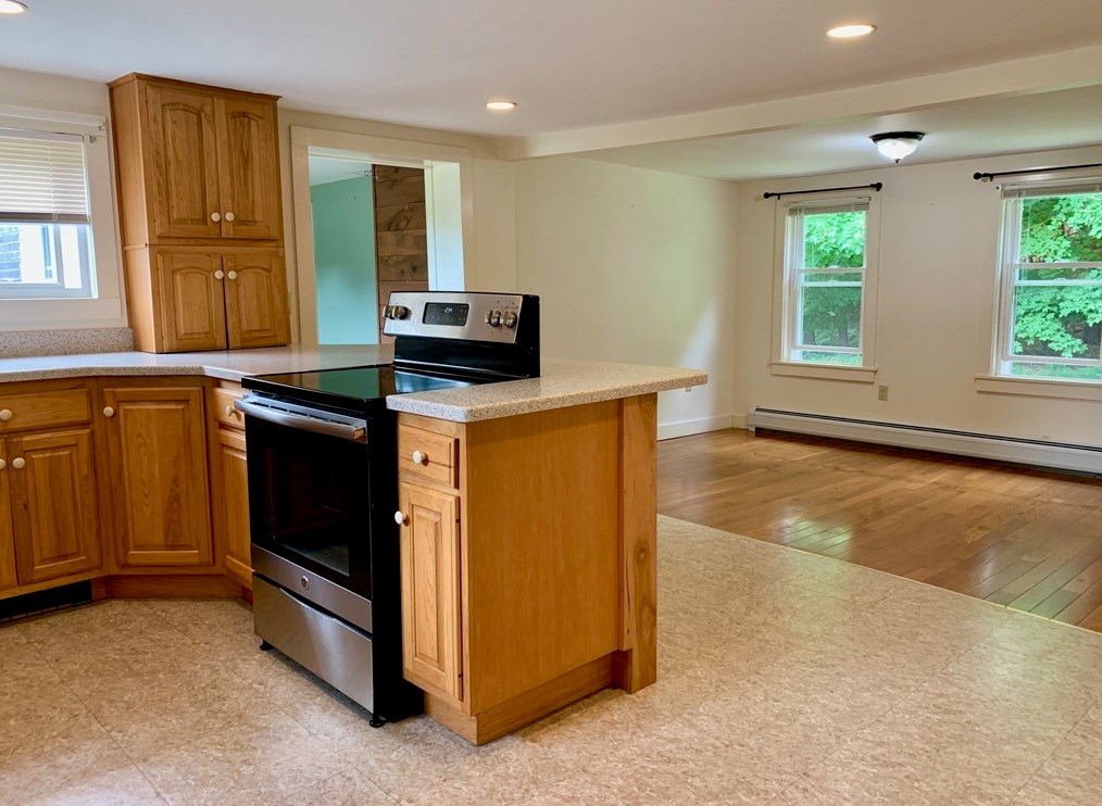 188 Warwick Rd, Gill MA 01360-9647 exterior