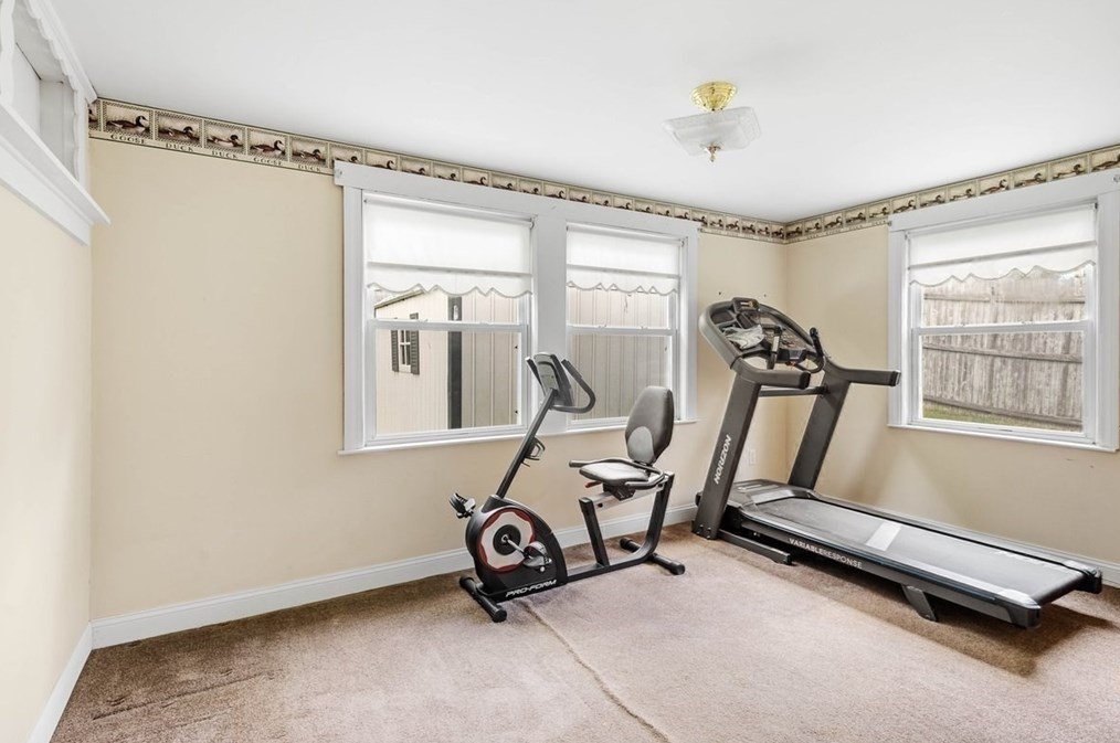 26 Aberdeen Rd, Quincy MA 02171-1315 exterior