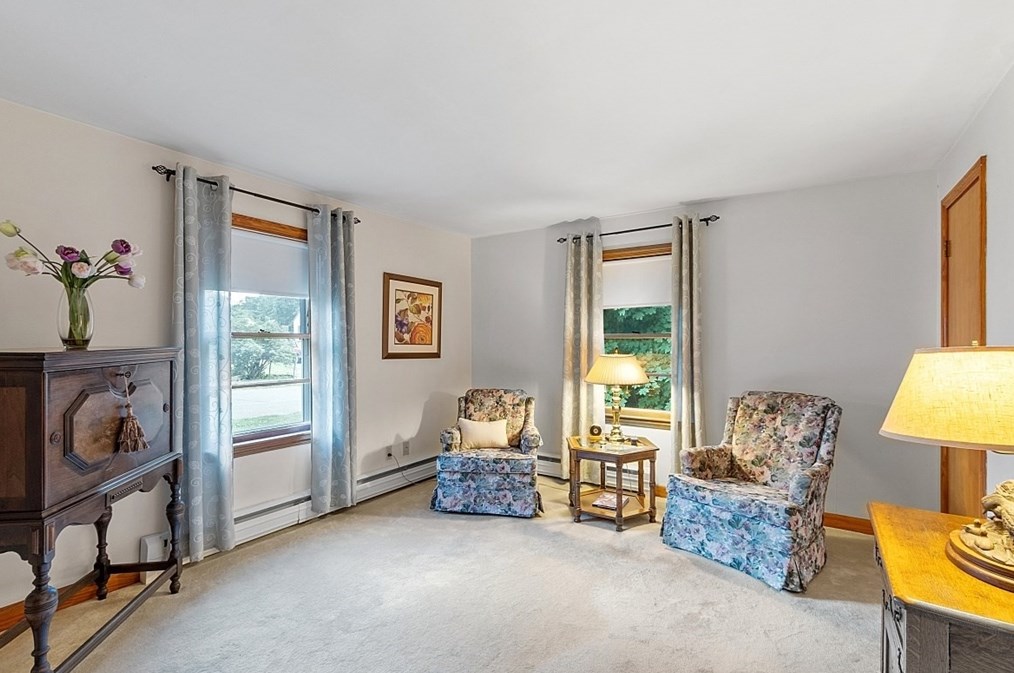 19 Boisvert Rd, Tewksbury MA 01876-3803 exterior