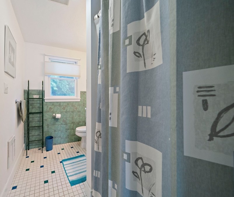 94 Frst St, Braintree MA 02184-7352 exterior