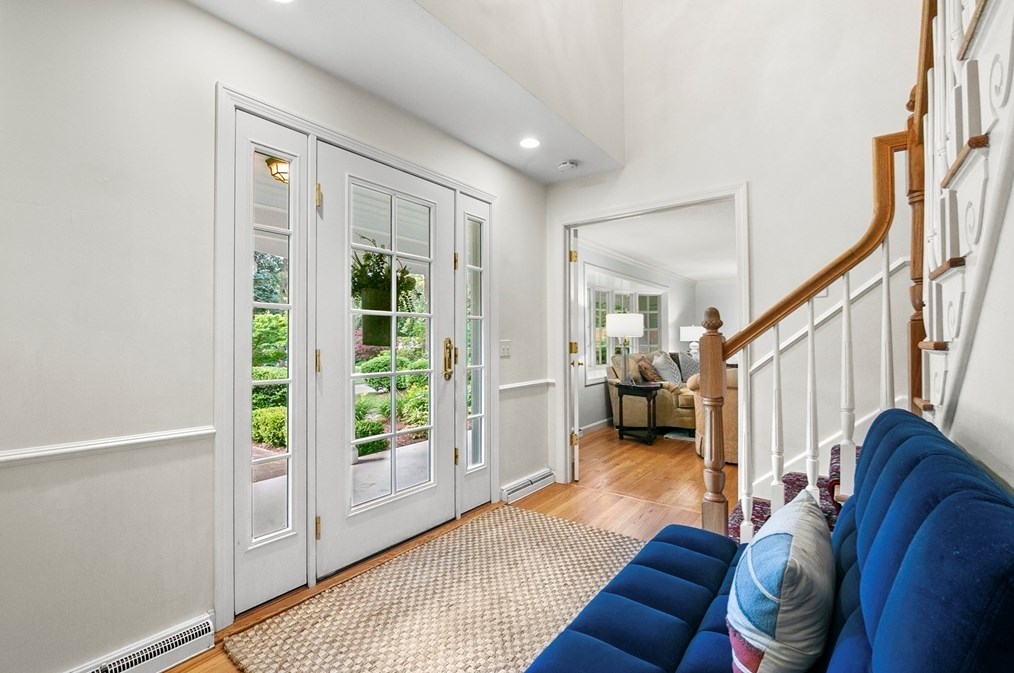 146 Silver Birch Rd, Springfield MA 01106-1735 exterior