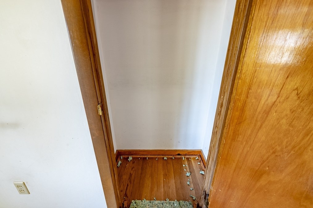 38 Calvin Cir, West Springfield MA 01089-2851 exterior