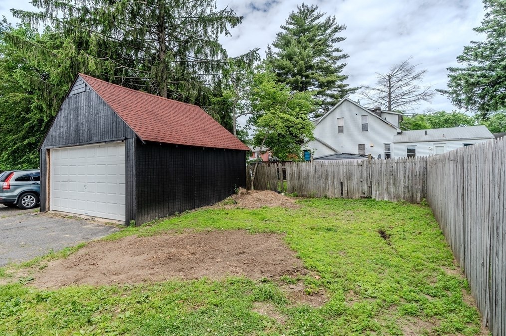 1150 Page Blvd, Springfield MA 01104-1630 exterior