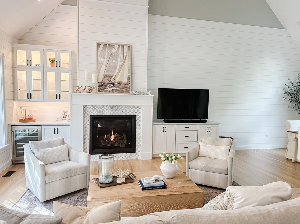 6 Mossy Btm Ln, Sandwich MA  02563-3139 exterior