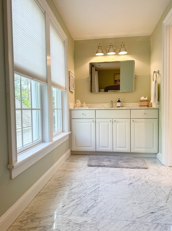 6 Mossy Btm Ln, Sandwich MA  02563-3139 exterior