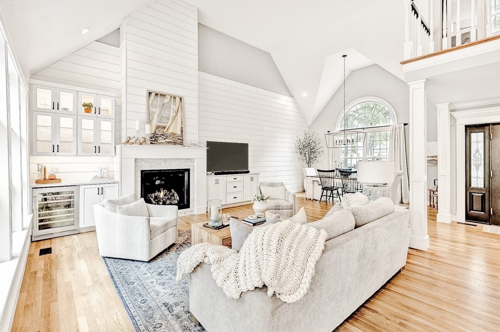 6 Mossy Btm Ln, Sandwich MA  02563-3139 exterior