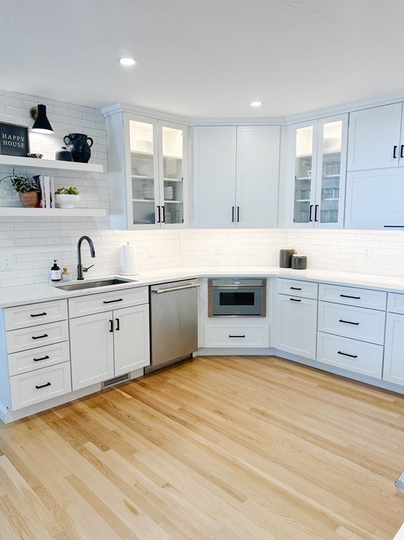 6 Mossy Btm Ln, Sandwich MA  02563-3139 exterior