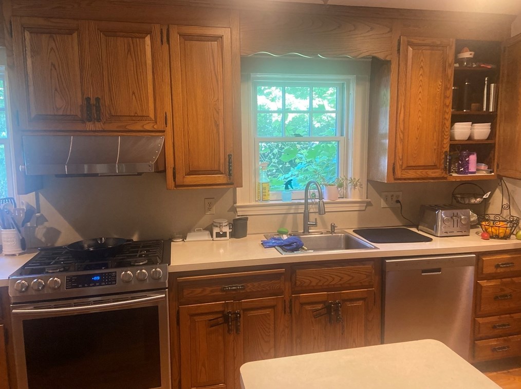 15 Bemuth, Newton, MA 02461