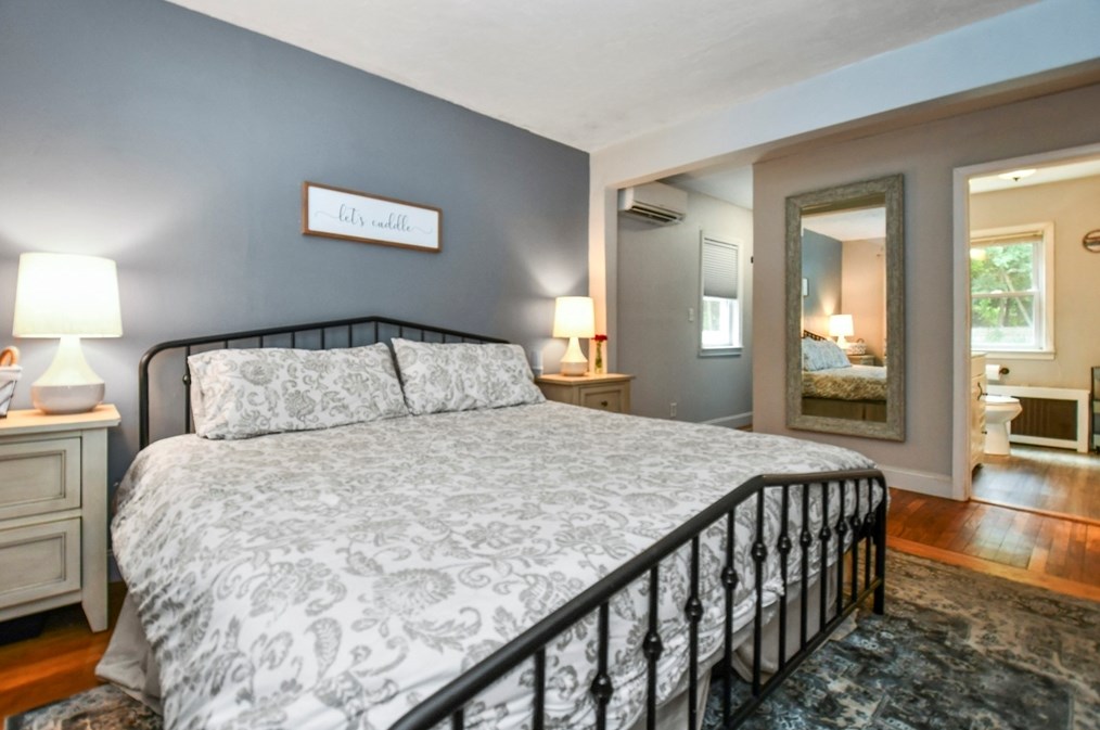 8 Knollwood Rd, Tewksbury MA  01876-2913 exterior