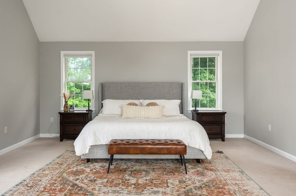 28 Snowy Owl Ln, Worcester MA  01605-4025 exterior