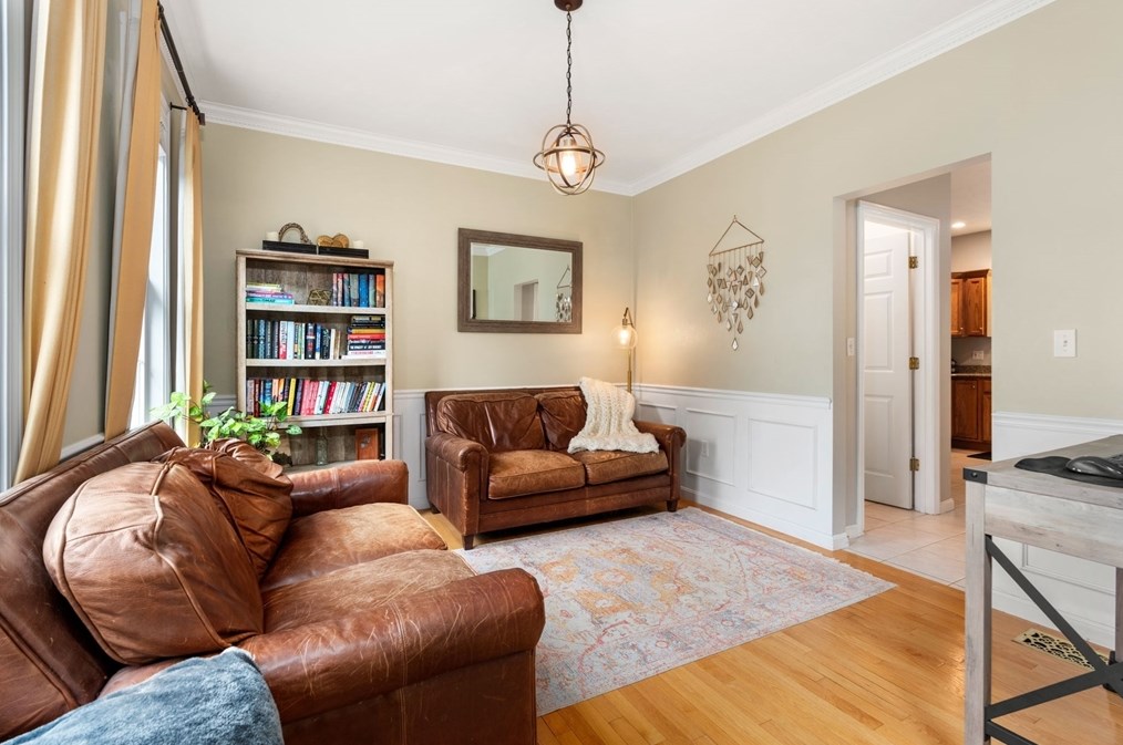 28 Snowy Owl Ln, Worcester MA  01605-4025 exterior