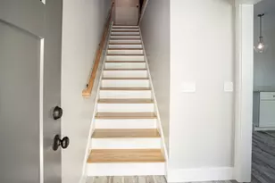 337 Danforth St, Fall River, MA 02720 - Photo 15