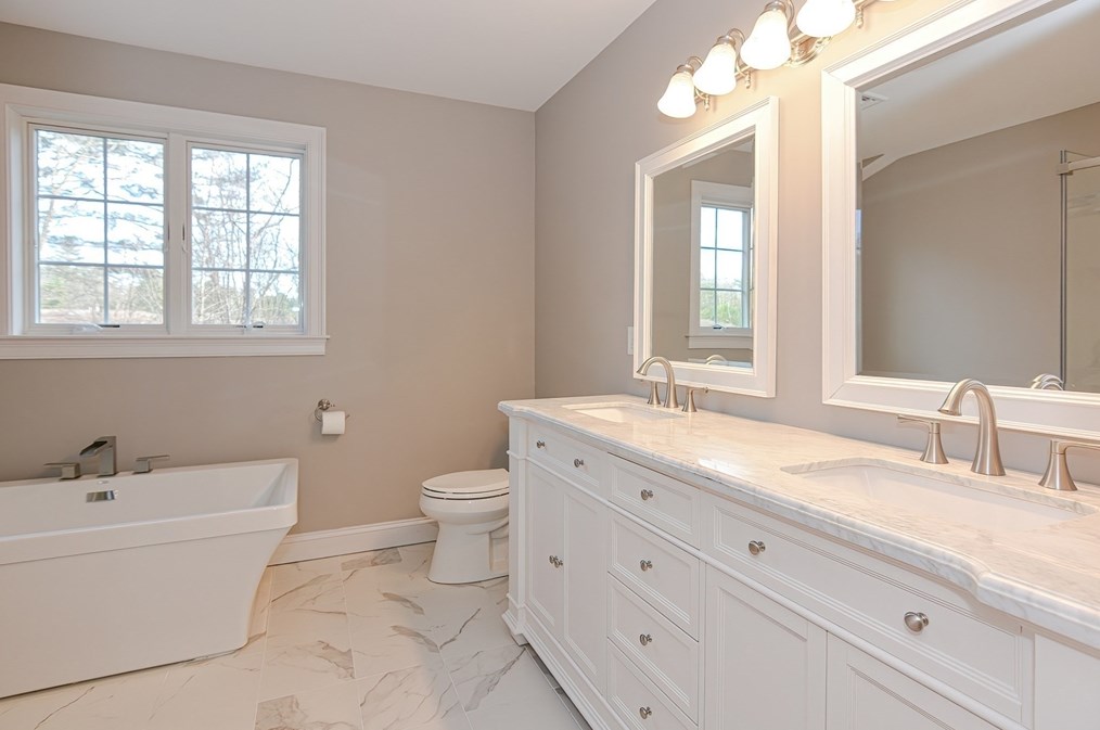 39 Westboro Rd, Upton MA  01568-1007 exterior