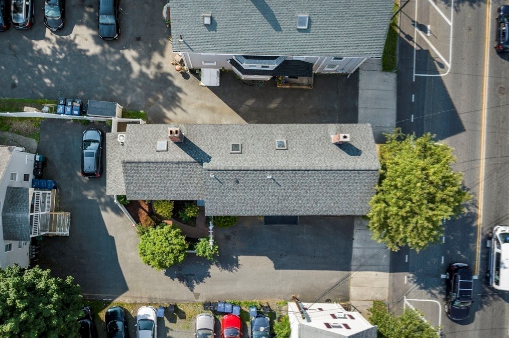 135 St, Salem MA 01970-2548 exterior