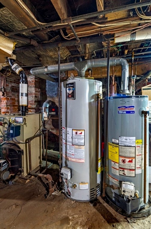 135 St, Salem MA 01970-2548 exterior