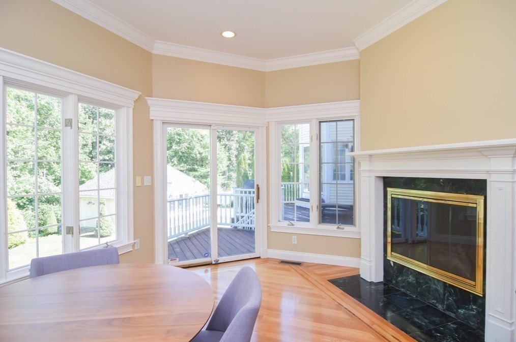 5 Basswood Ln, Andover MA  01810-5883 exterior