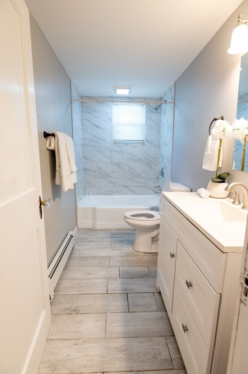 28 Eagle Rd, Worcester MA  01605-3813 exterior