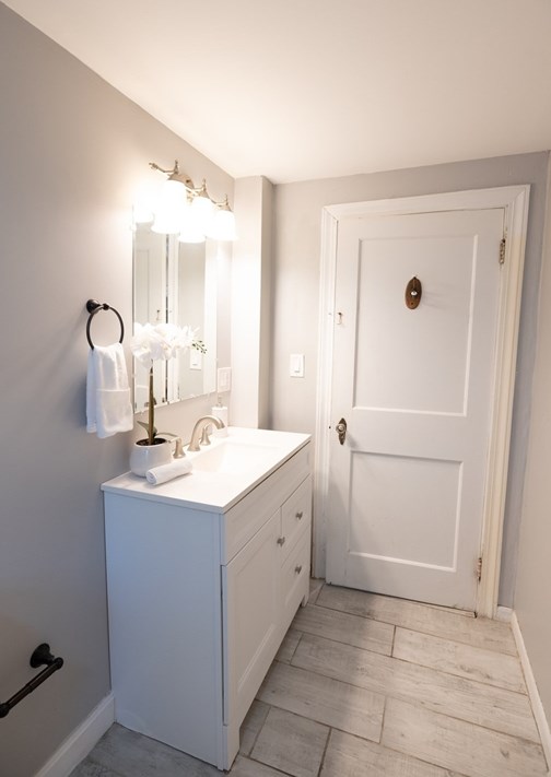 28 Eagle Rd, Worcester MA  01605-3813 exterior