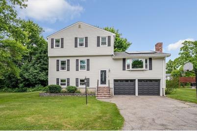 8 Rossi St, Methuen, MA 01844 - Photo 1