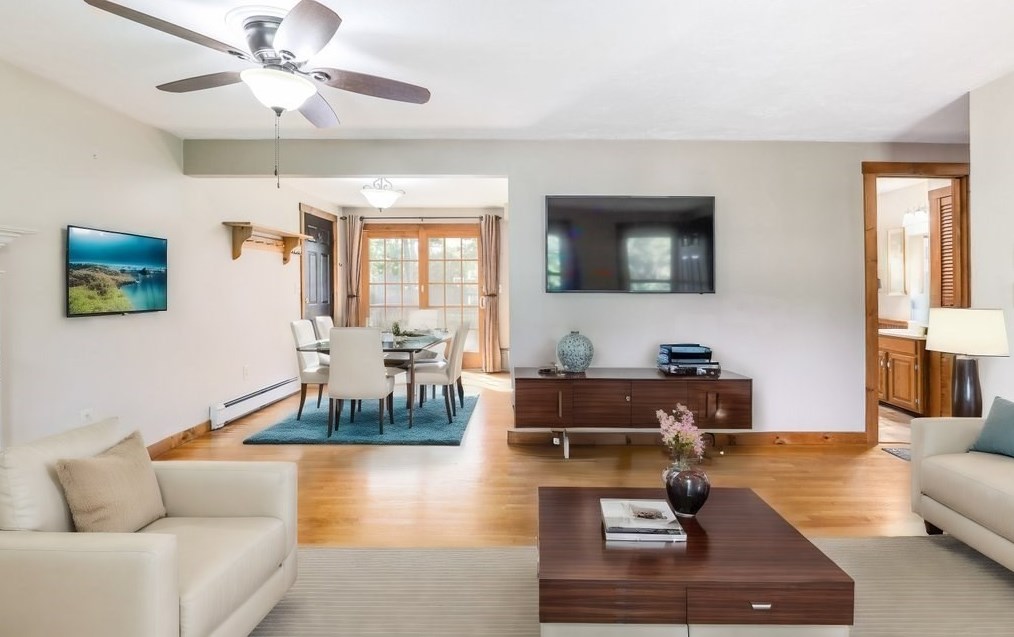 63 Park Place Way, Mashpee MA  02649-2734 exterior