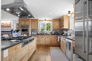 28 Bosworth St, Nantucket, MA 02554 - Photo 5