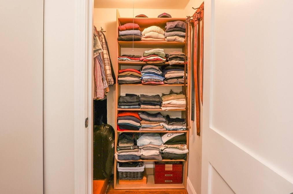 247 Greendale Ave, Needham MA  02494-2026 exterior