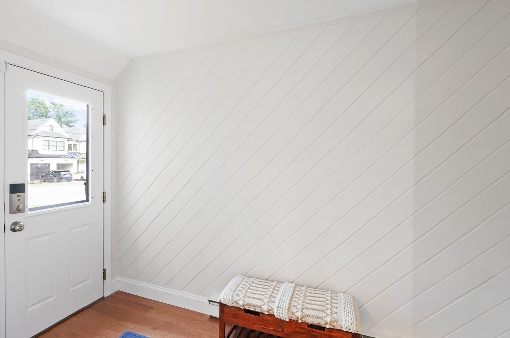 247 Greendale Ave, Needham MA  02494-2026 exterior