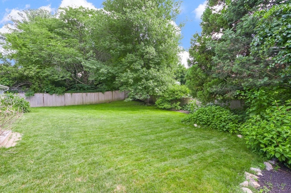 247 Greendale Ave, Needham MA  02494-2026 exterior