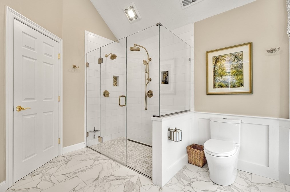 330 Grn St, Northborough MA 01532-1015 exterior