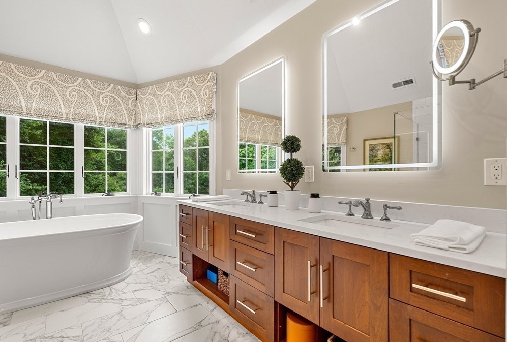 330 Grn St, Northborough MA 01532-1015 exterior