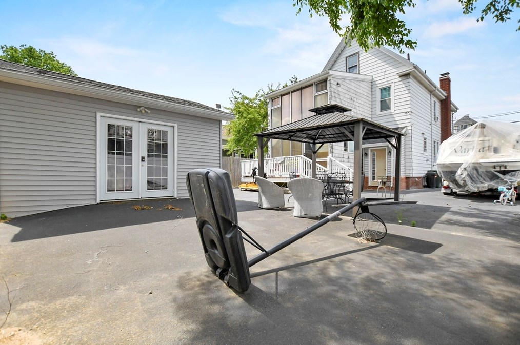 229 Webster St, Malden MA 02148-4426 exterior