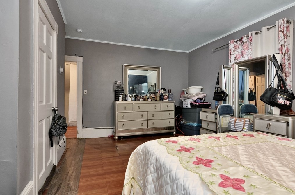 39 Haverhill St, Lawrence MA 01840-1811 exterior