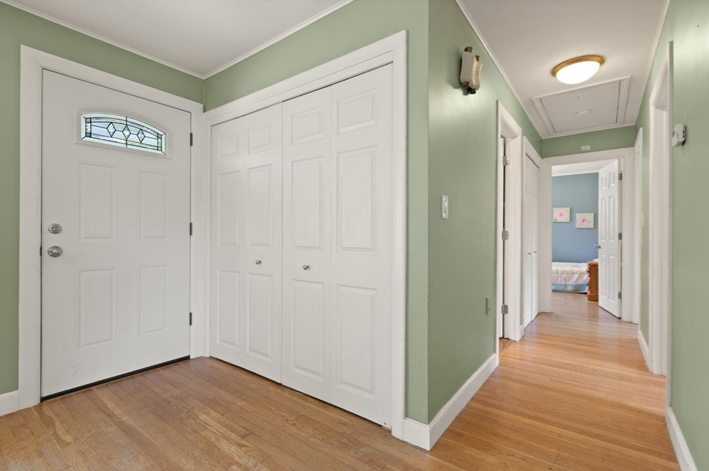 411 Main St, Lancaster MA  01523-2854 exterior